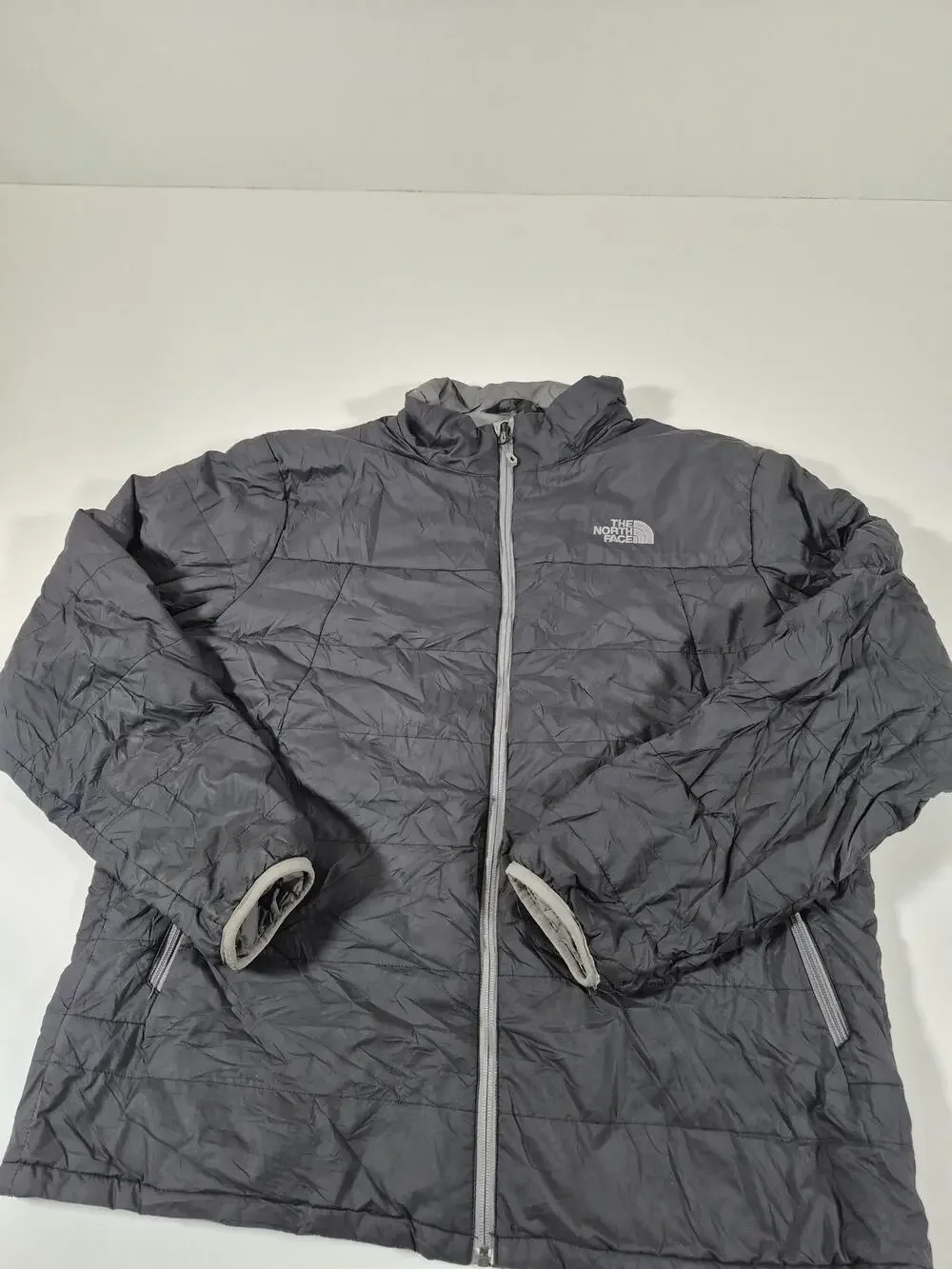 The North Face Jacket Mens L Gray Lightweight Puffer Full Zip Insulated READ